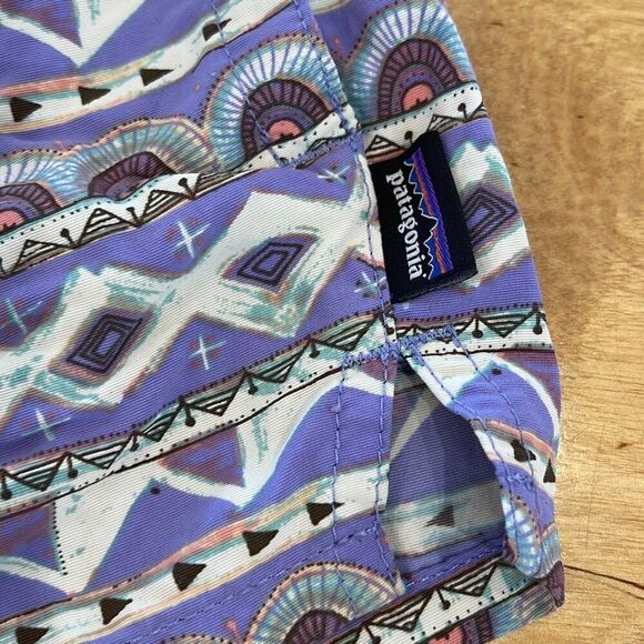 Patagonia Women Valengeo Light Violet Blue Barely Baggies 2.5" Shorts XS - Picture 2 of 5